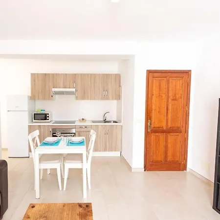 Luna Nudist Place アパート *