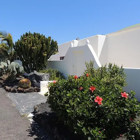 Luna Nudist Place Apartment *