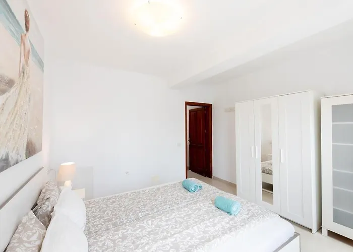 Luna Nudist Place * Charco del Palo