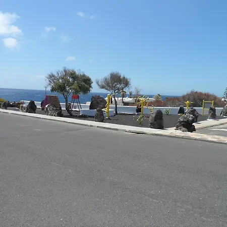 Luna Nudist Place * تشاركو ديل بالو